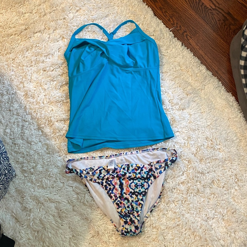 Athleta Tankini Swimsuit